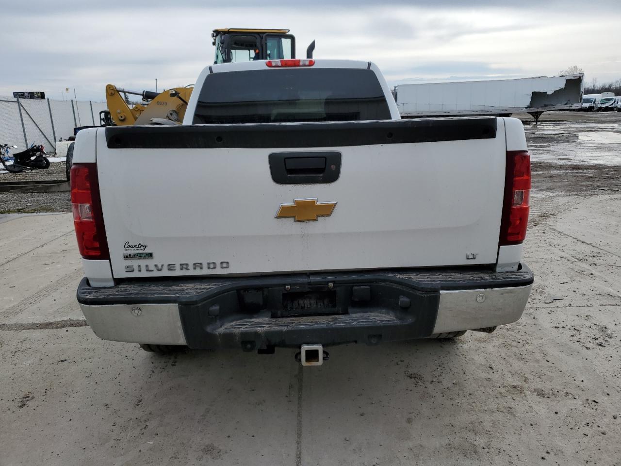 2012 Chevrolet Silverado VIN 1GCRKSE72CZ214314 Copart auction photo, minor dent/scratches / mechanical damage thumbnail 6