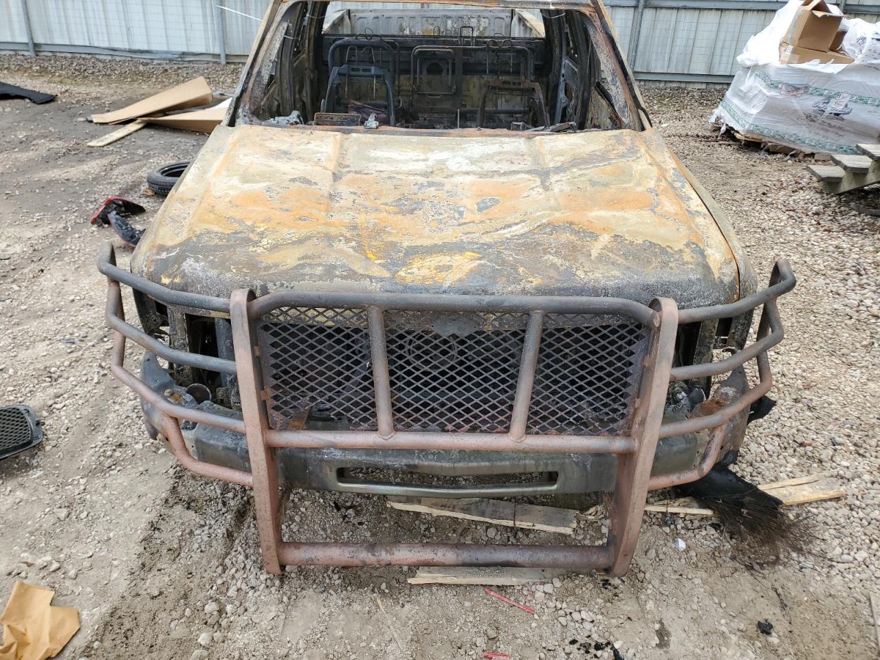 2012 Chevrolet Silverado VIN 3GCPKSE71CG104359 Copart auction photo, burn damage thumbnail 11