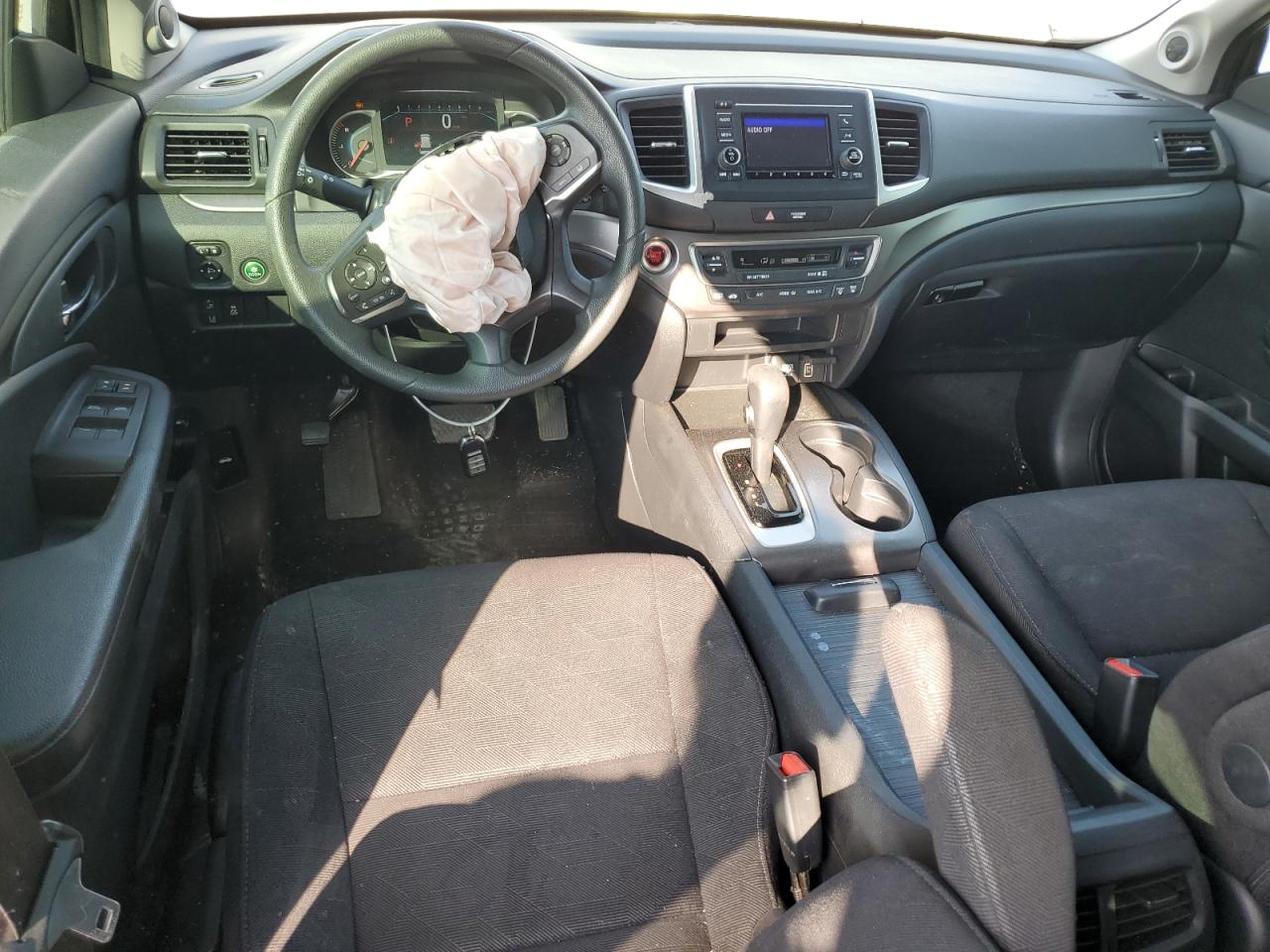 2019 Honda Pilot VIN 5FNYF5H16KB037151 Copart auction photo, front end damage thumbnail 8