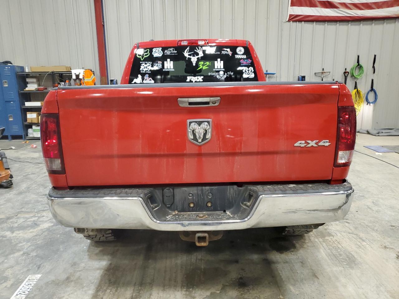 2016 RAM 1500 VIN 1C6RR7ST0GS134509 Copart auction photo, front end damage thumbnail 6