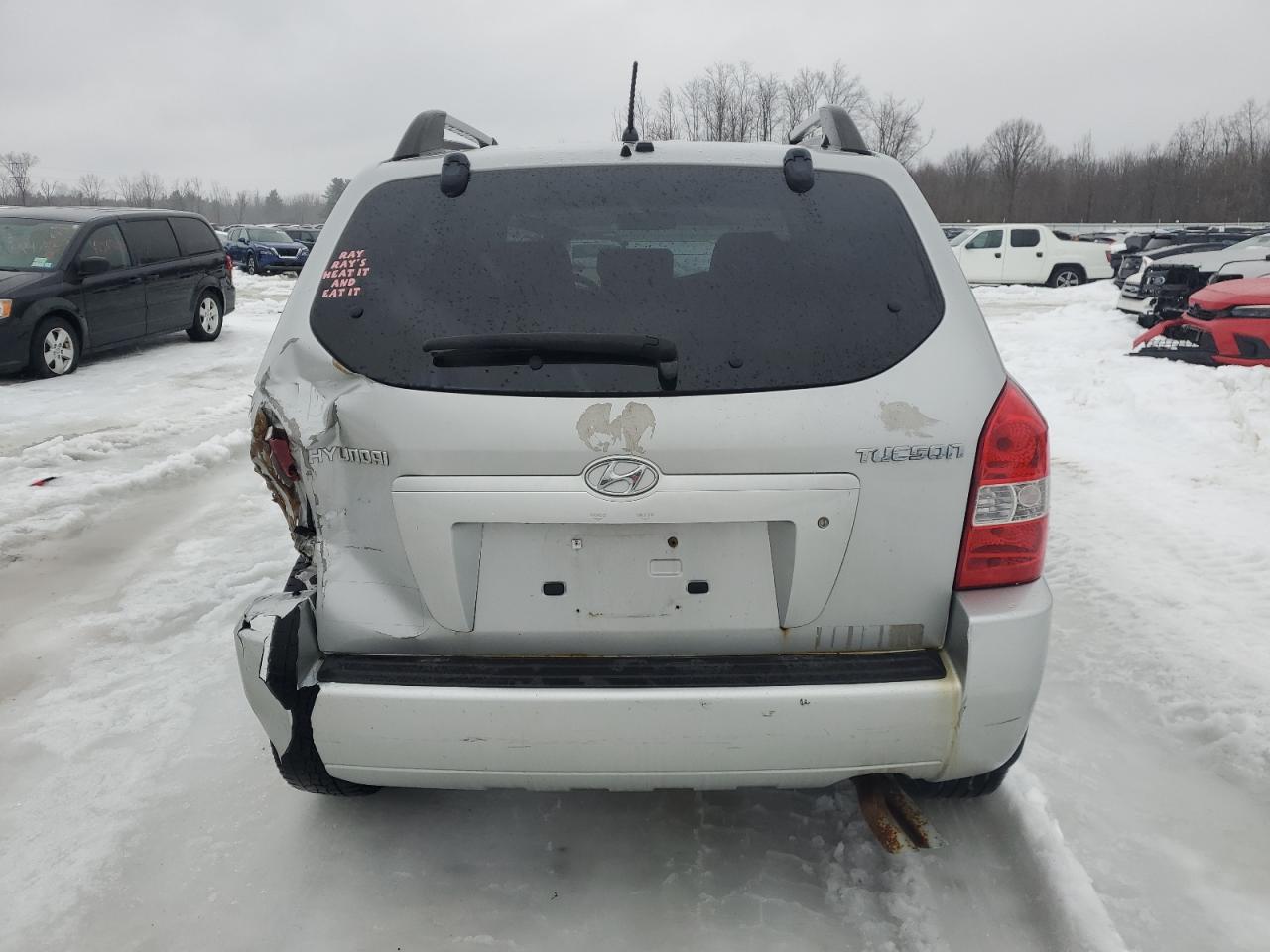 2007 Hyundai Tucson VIN KM8JM12BX7U586864 Copart auction photo, rear end / minor dent/scratches damage thumbnail 6
