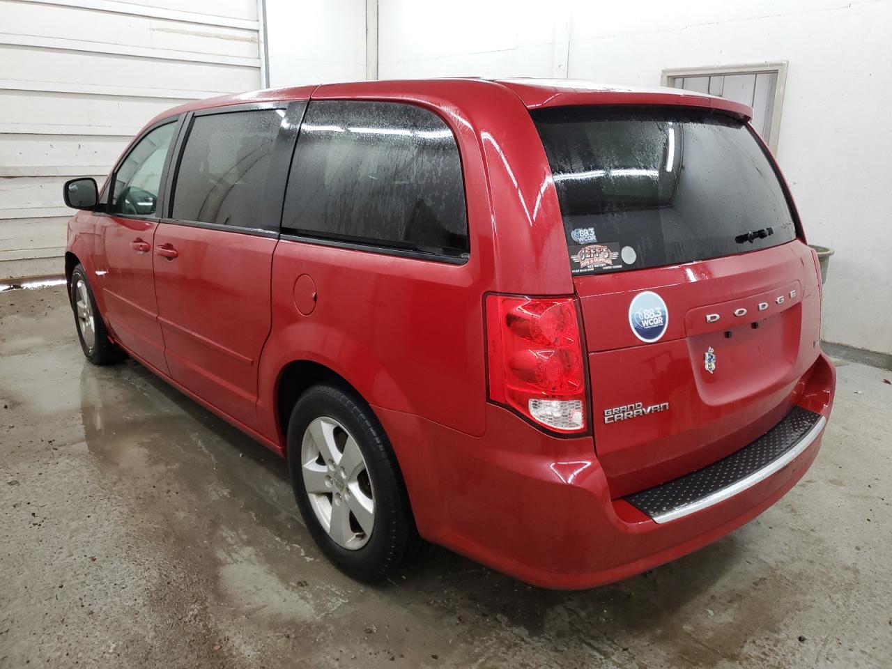 2013 Dodge Caravan VIN 2C4RDGBG8DR628060 Copart auction photo, side / front end damage thumbnail 2