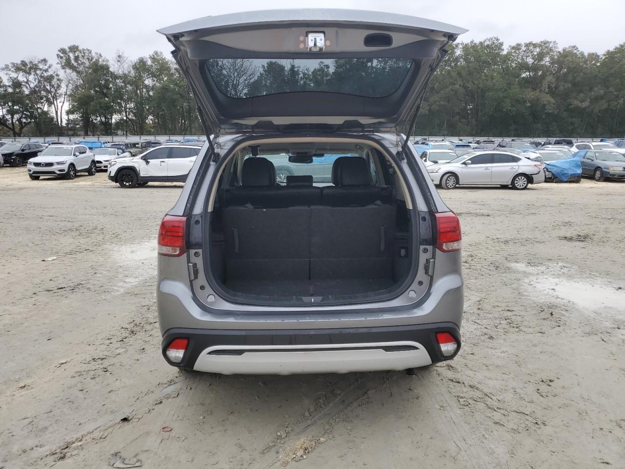 2020 Mitsubishi Outlander VIN JA4AZ3A3XLZ044506 Copart auction photo, front end damage thumbnail 6