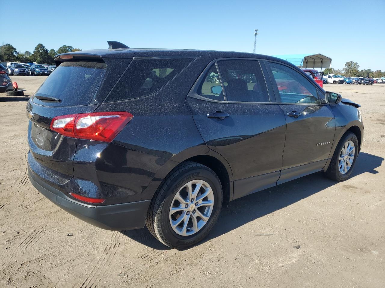 2020 Chevrolet Equinox VIN 2GNAXHEV5L6140258 Copart auction photo, front end / side damage thumbnail 3