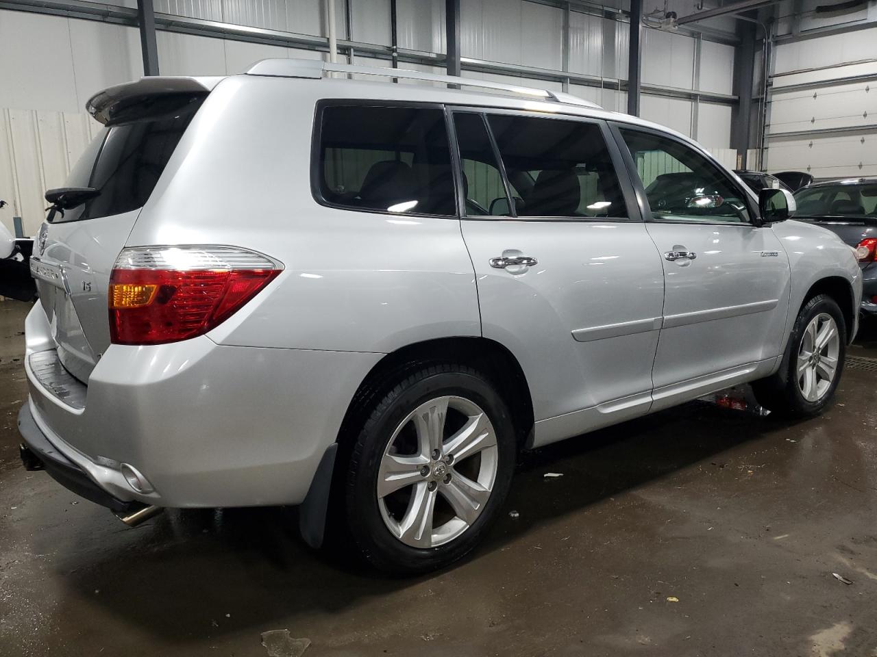 2008 Toyota Highlander VIN JTEES42A682052029 Copart auction photo, side / front end damage thumbnail 3