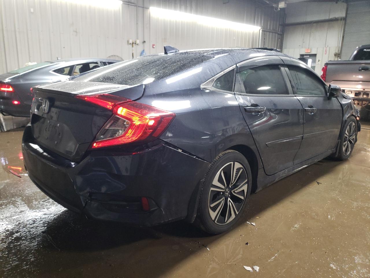 2016 Honda Civic VIN 19XFC1F7XGE017563 Copart auction photo, front end damage thumbnail 3