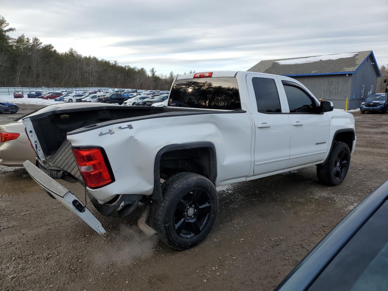 2015 GMC Sierra VIN 1GTV2TEC1FZ275031 Copart auction photo, rear end damage thumbnail 3