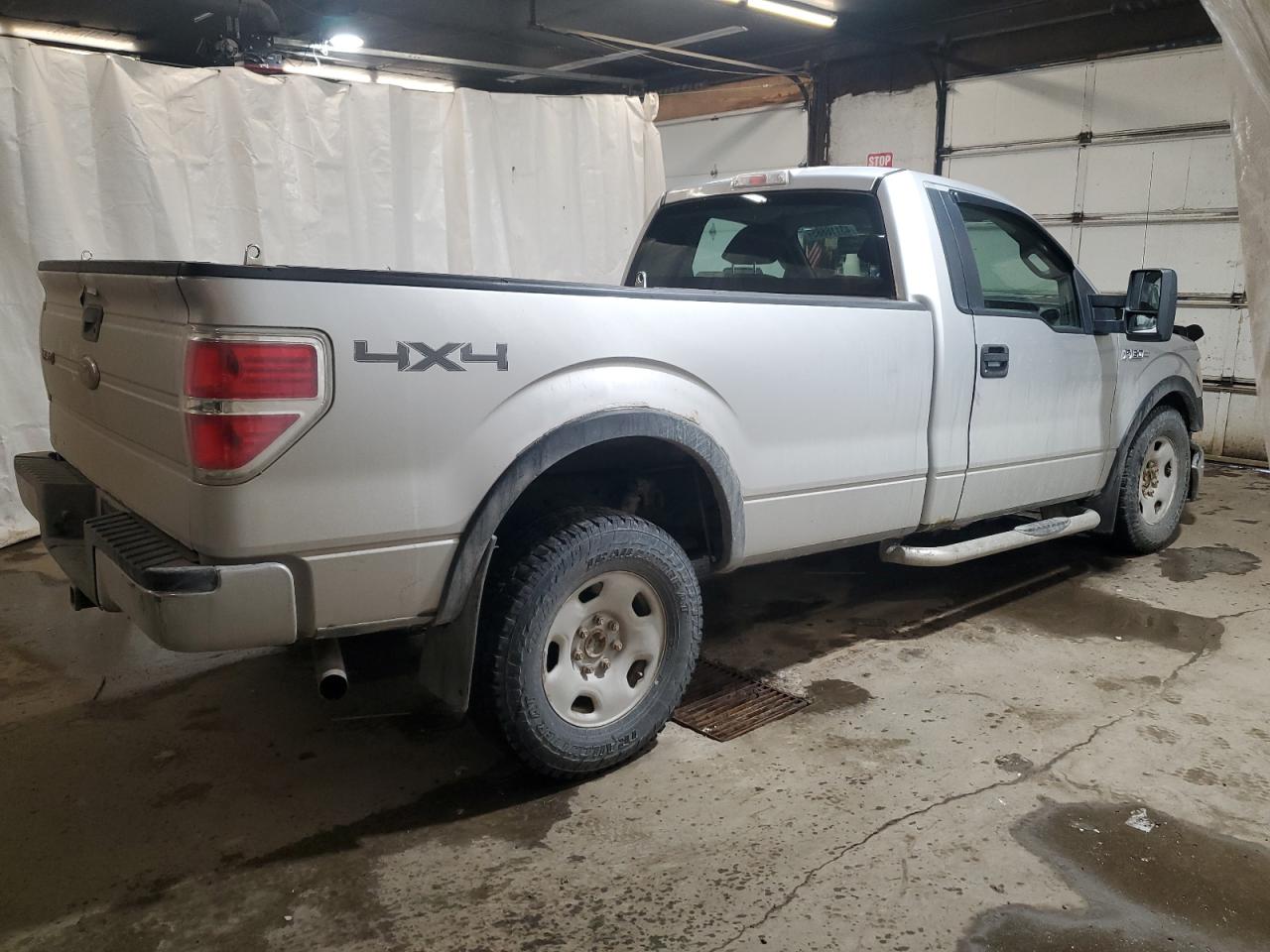 2009 Ford F-150 VIN 1FTVF14V99KB49833 Copart auction photo, front end / minor dent/scratches damage thumbnail 3