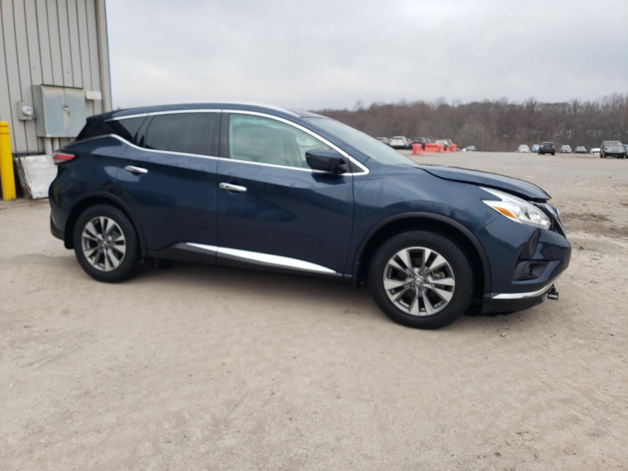 2017 Nissan Murano VIN 5N1AZ2MH5HN121767 Copart auction photo, front end / side damage thumbnail 4