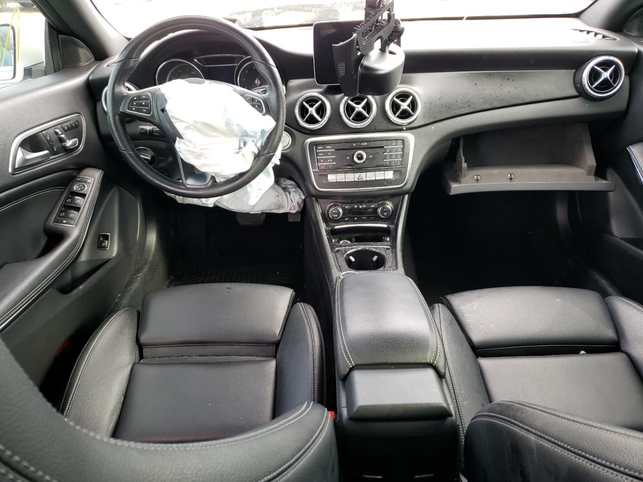2019 Mercedes-Benz CLA-klasse VIN WDDSJ4EB6KN744429 Copart auction photo, front end / undercarriage damage thumbnail 8