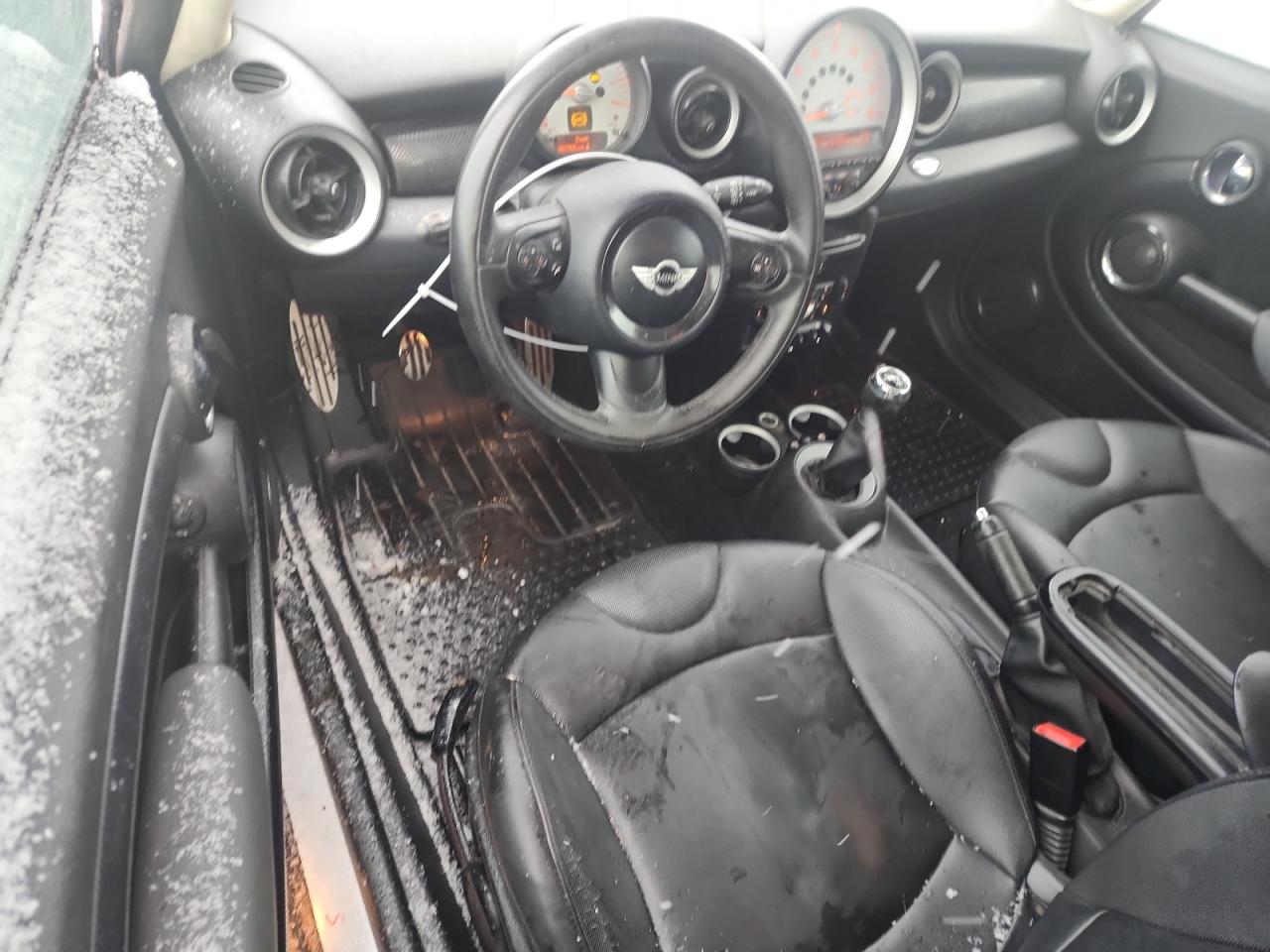 2011 MINI Clubman VIN WMWZG3C51BTY31002 Copart auction photo, front end damage thumbnail 8