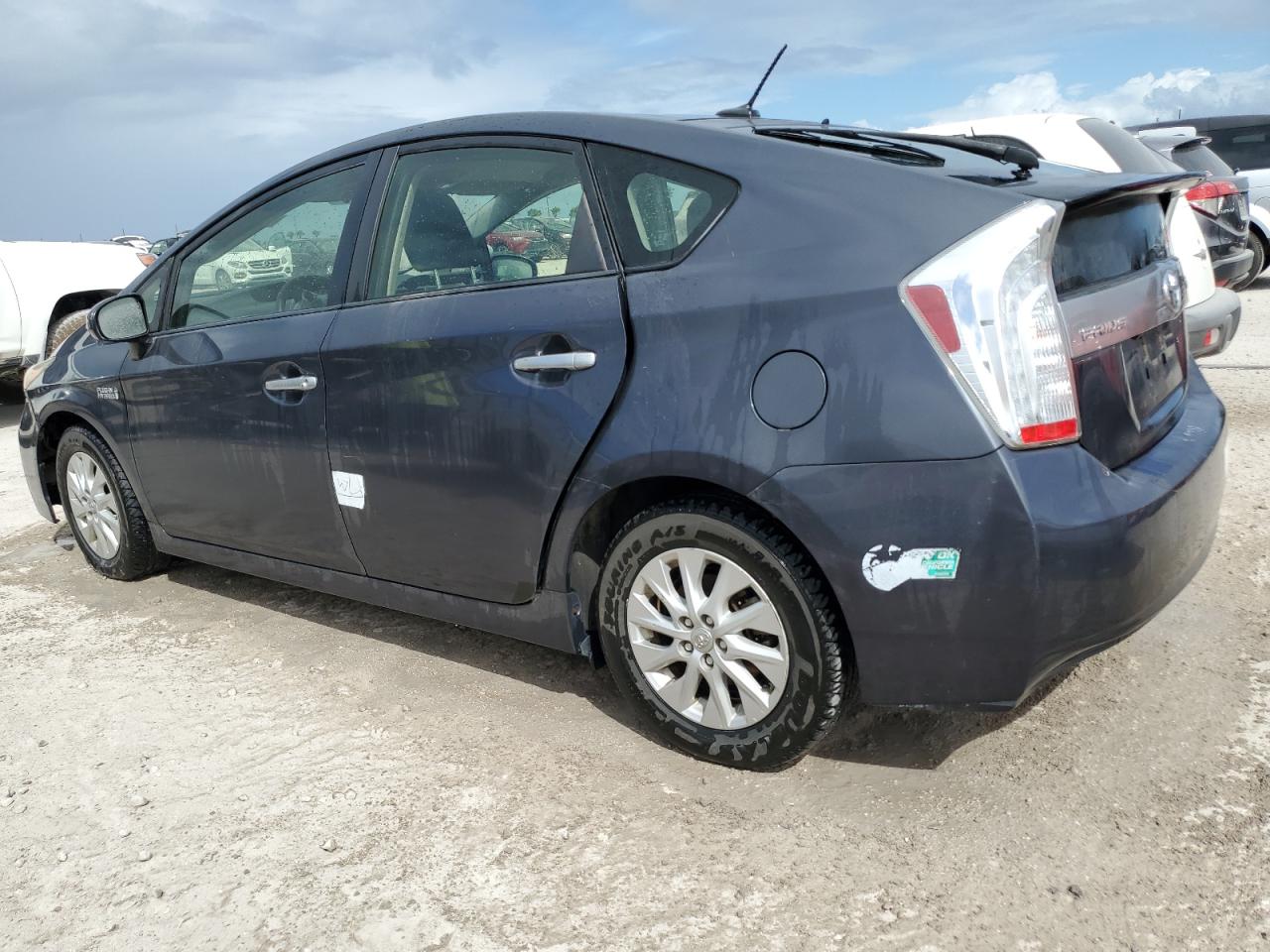 2013 Toyota Prius VIN JTDKN3DP5D3047354 Copart auction photo, water/flood damage thumbnail 2