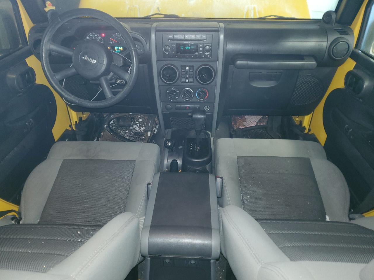 2009 Jeep Wrangler VIN 1J4GA39159L718982 Copart auction photo, front end / minor dent/scratches damage thumbnail 8