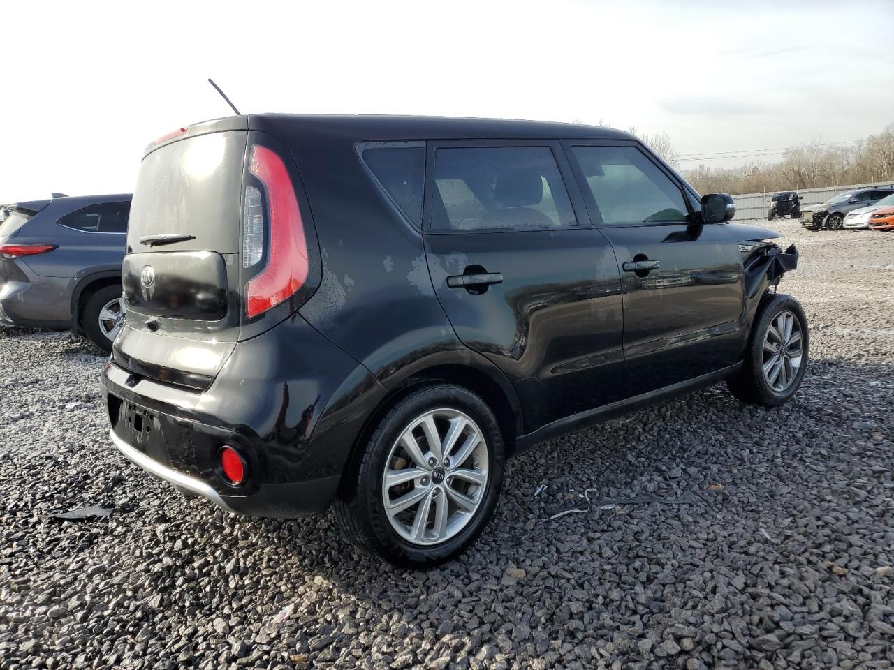 2018 KIA Soul VIN KNDJP3A53J7900783 Copart auction photo, front end damage thumbnail 3