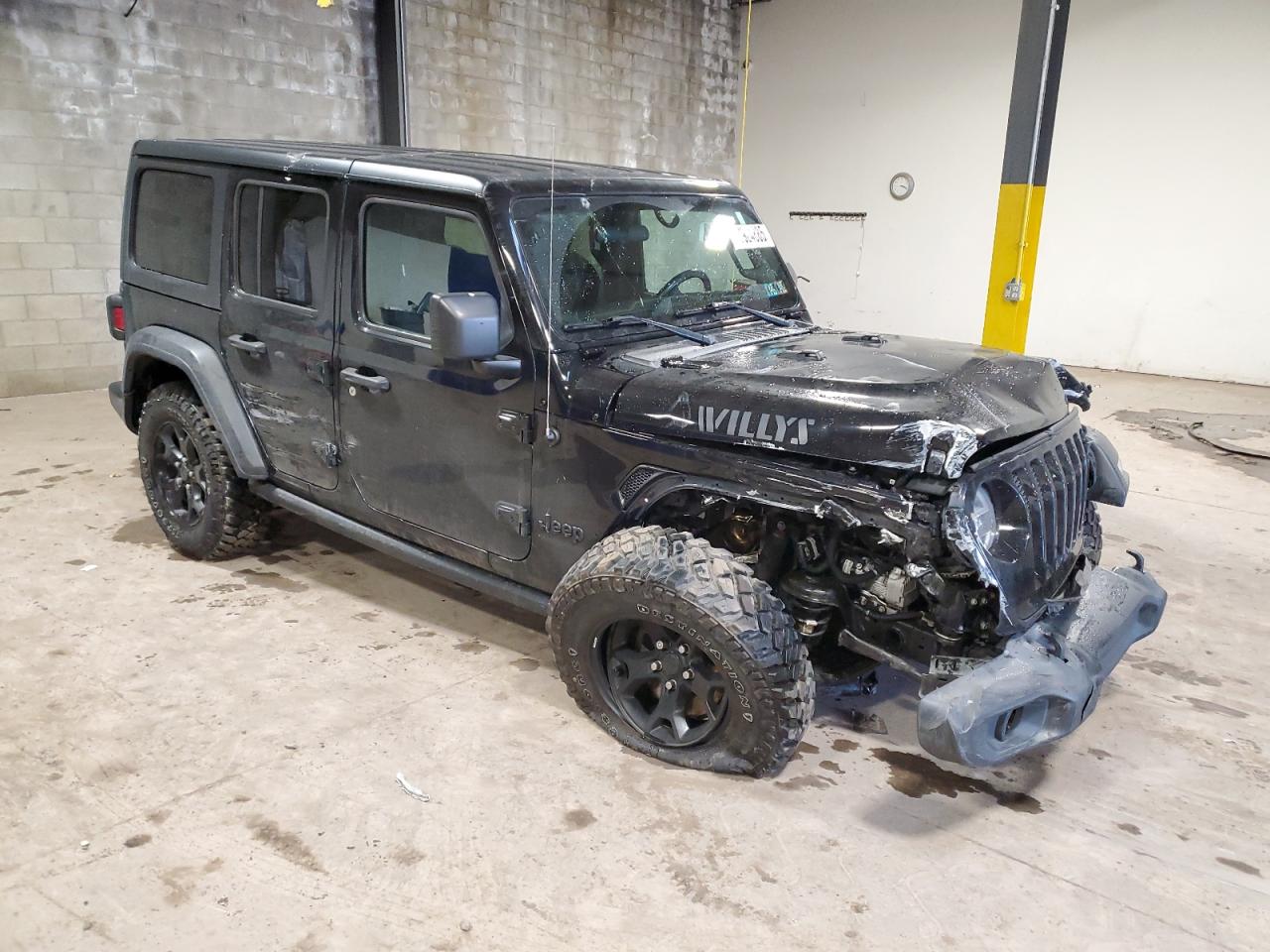 2020 Jeep Wrangler VIN 1C4HJXDG7LW216512 Copart auction photo, side / front end damage thumbnail 4