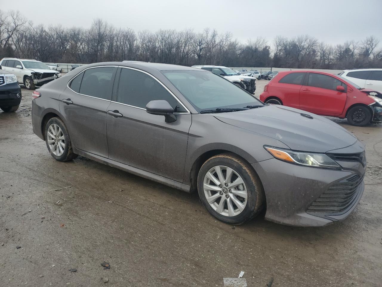 2020 Toyota Camry VIN 4T1C11AK7LU952809 Copart auction photo, hail / minor dent/scratches damage thumbnail 4