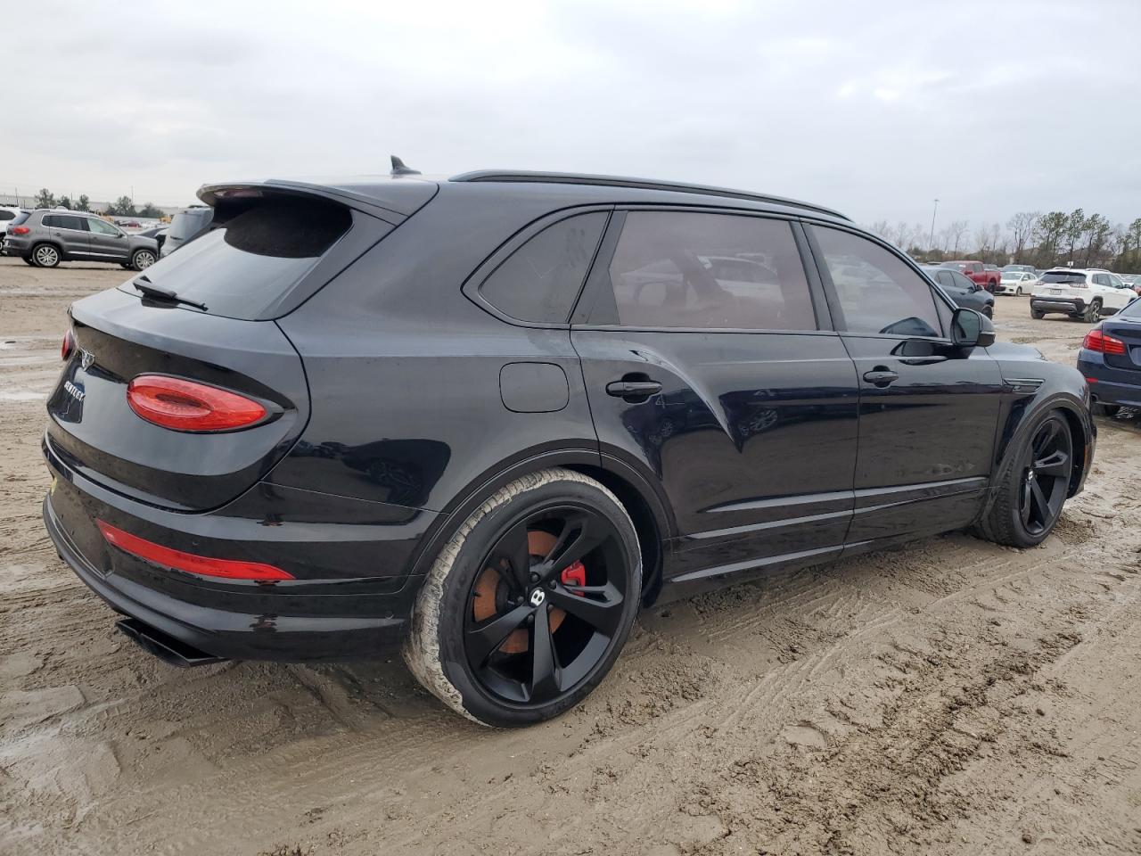 2023 Bentley Bentayga VIN SJAHT2ZVXPC017998 Copart auction photo, water/flood damage thumbnail 3