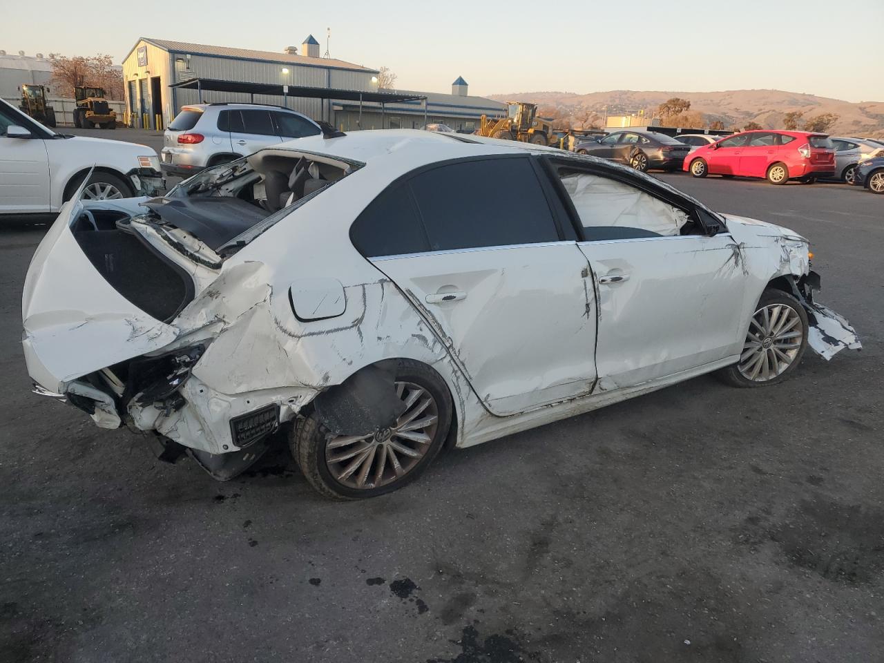 2015 Volkswagen Jetta VIN 3VWD17AJ2FM214683 Copart auction photo, all over damage thumbnail 3