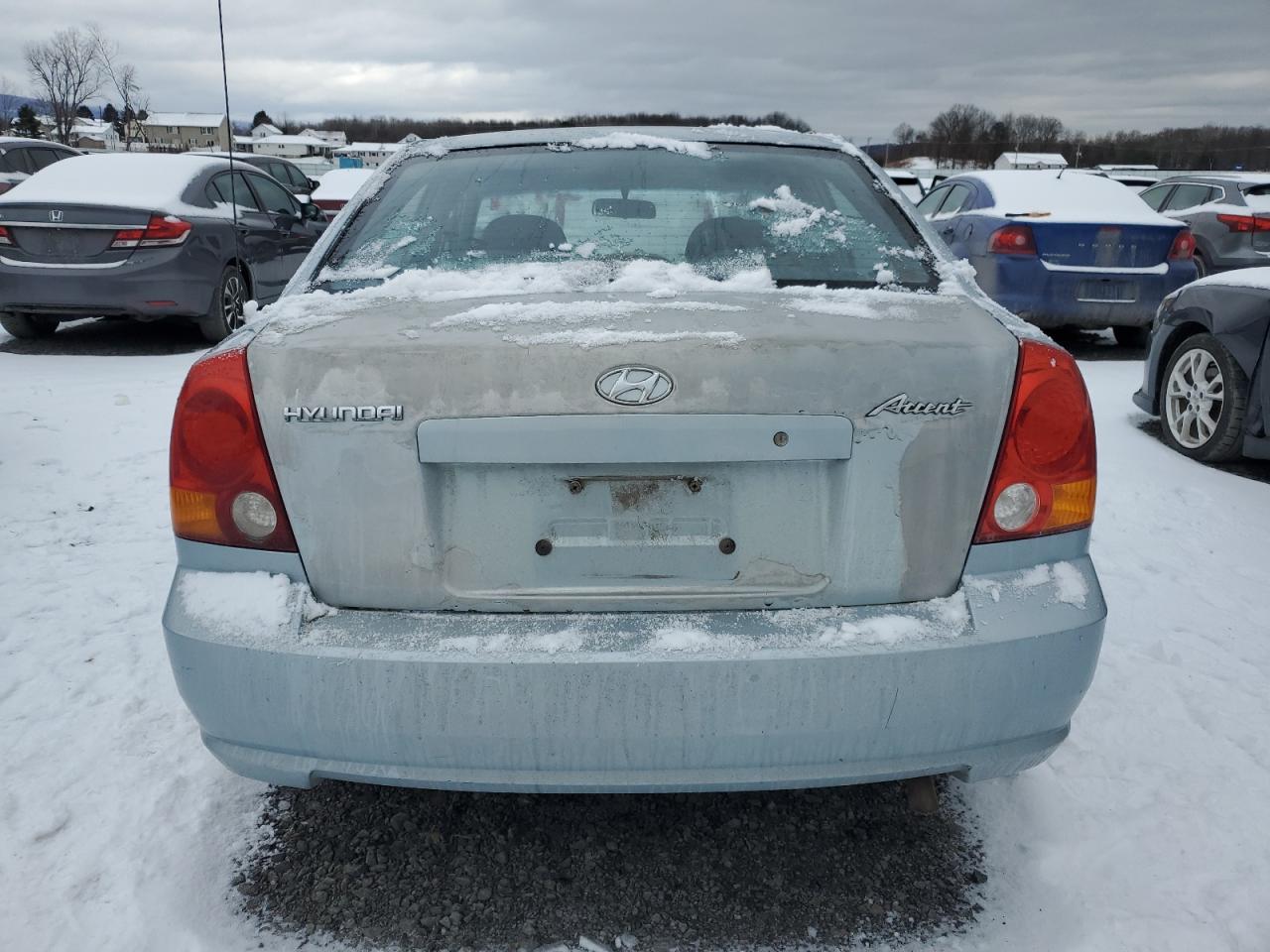 2005 Hyundai Accent VIN KMHCG45C05U605523 Copart auction photo, front end damage thumbnail 6