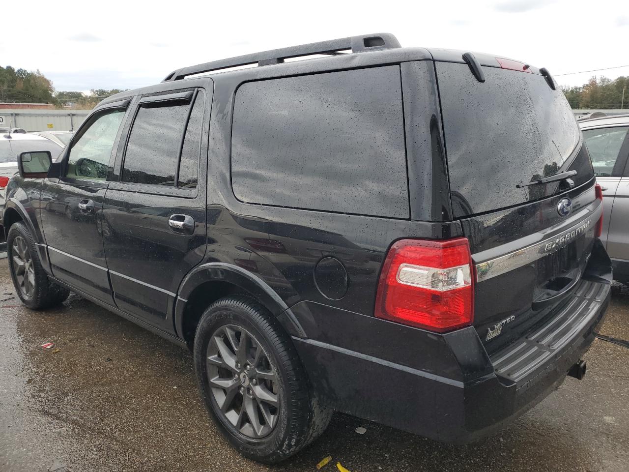 2017 Ford Expedition VIN 1FMJU2AT3HEA15745 Copart auction photo, side / front end damage thumbnail 2