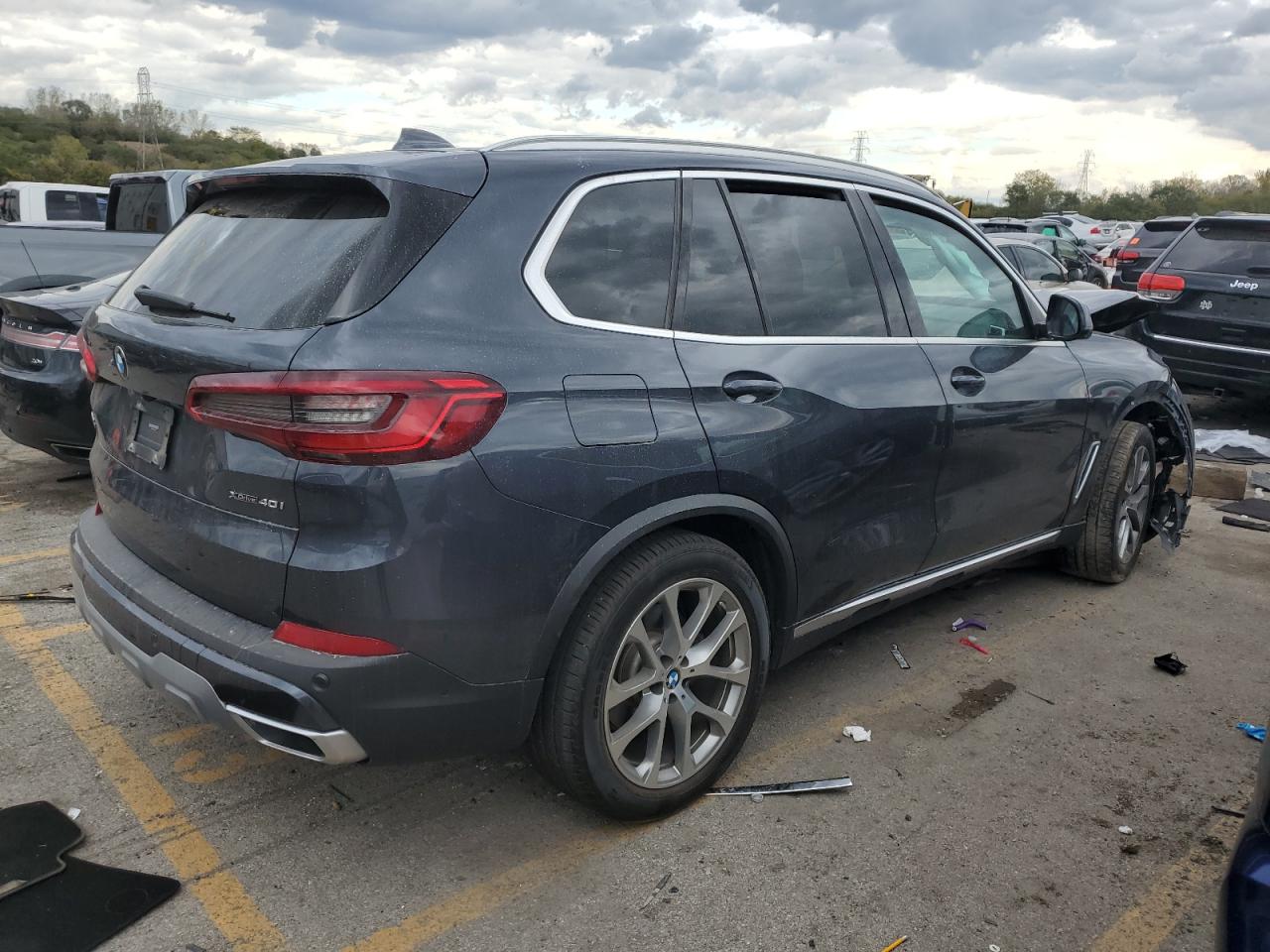 2020 BMW X5 VIN 5UXCR6C09L9B92957 Copart auction photo, front end damage thumbnail 3