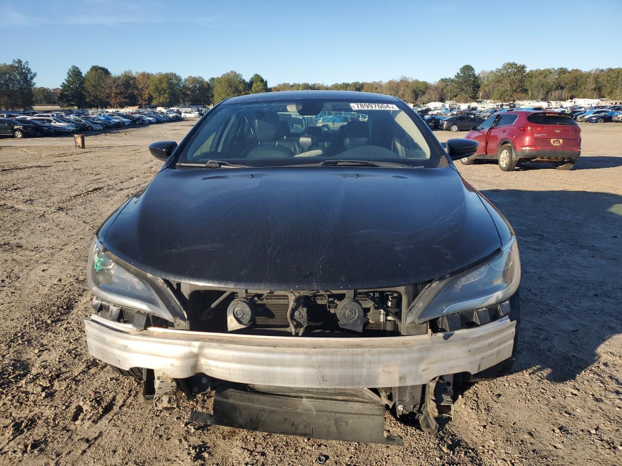 2017 Chrysler 200 VIN 1C3CCCAB8HN506118 Copart auction photo, front end / minor dent/scratches damage thumbnail 5