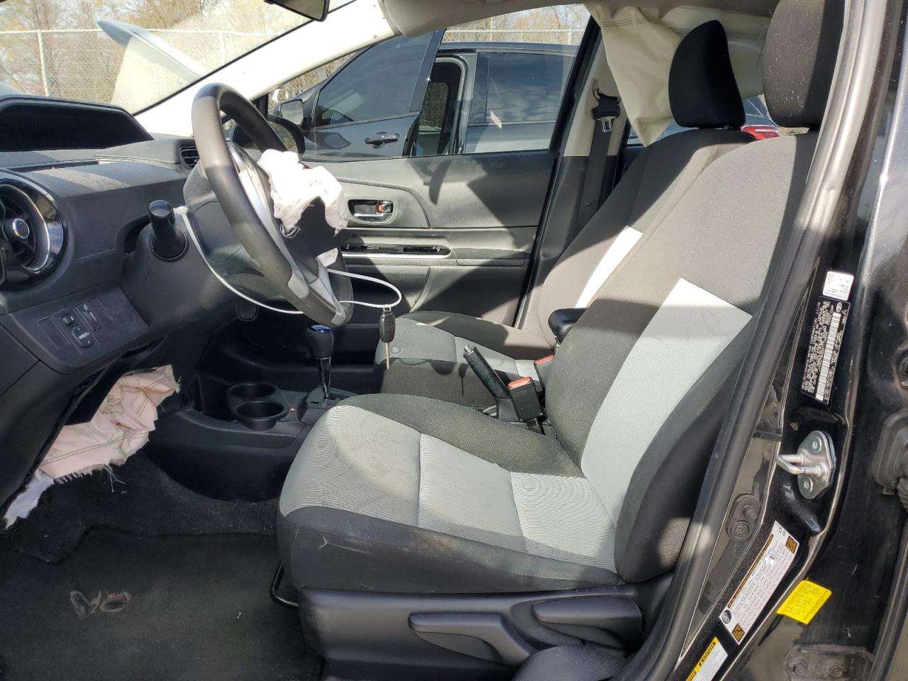 2016 Toyota Prius VIN JTDKDTB32G1116634 Copart auction photo, front end / minor dent/scratches damage thumbnail 7