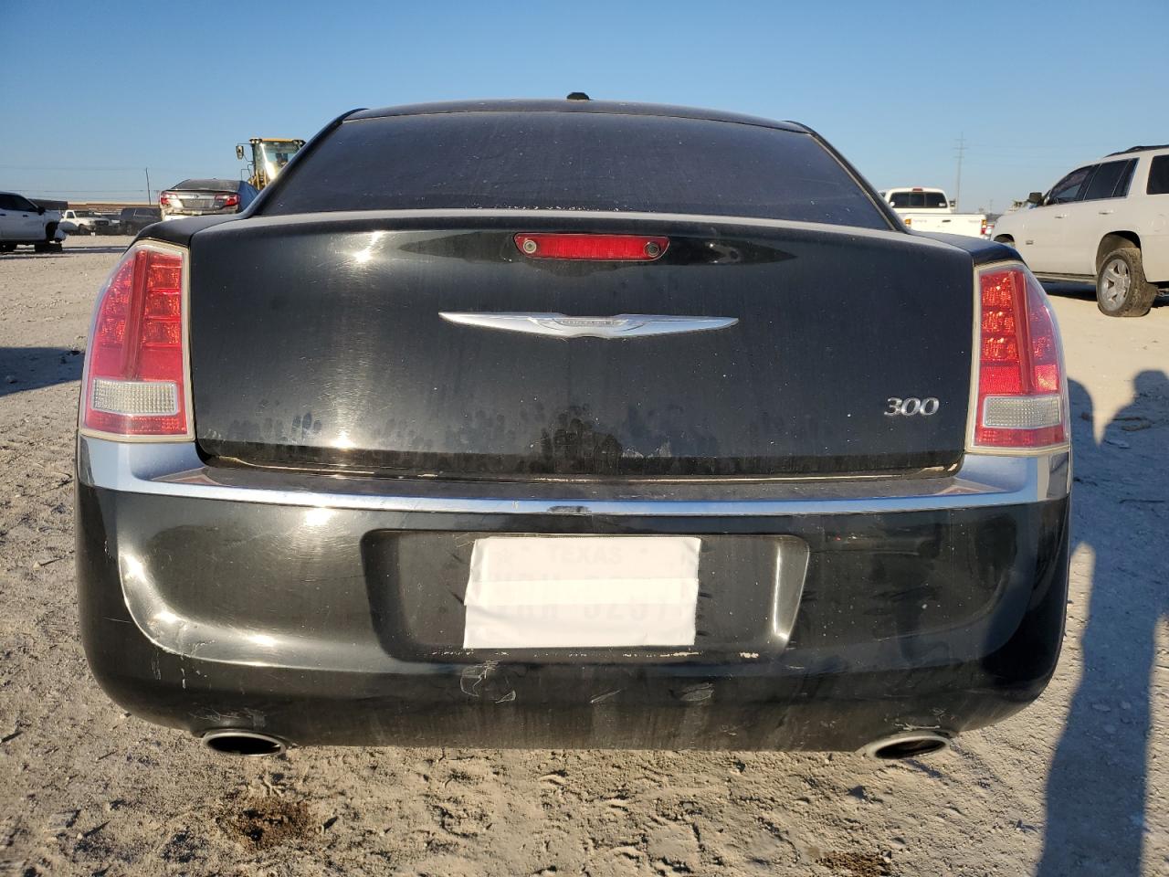 2014 Chrysler 300 VIN 2C3CCAAG3EH321219 Copart auction photo, side / front end damage thumbnail 6