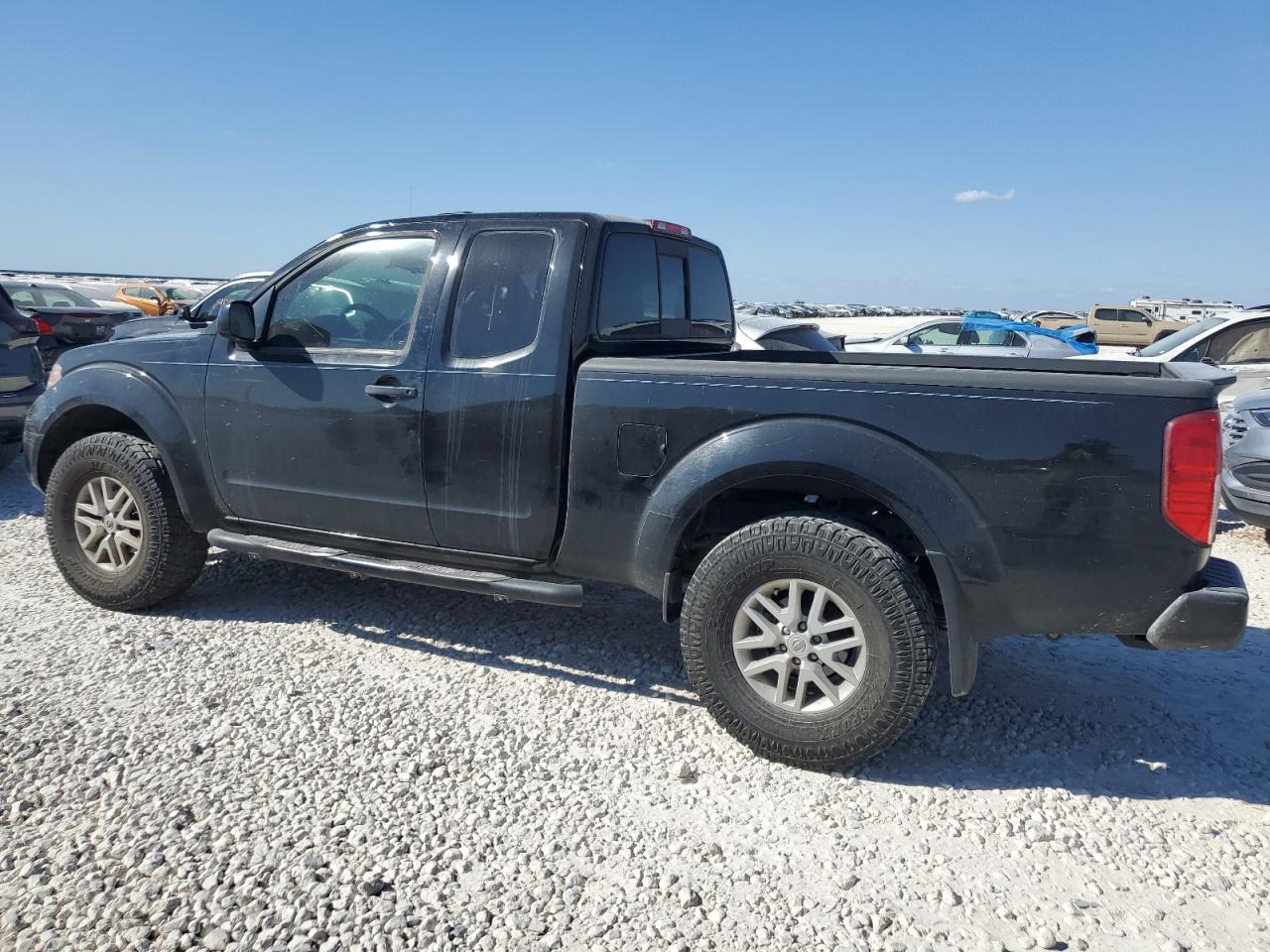 2020 Nissan Navara (Frontier) VIN 1N6ED0CF4LN707598 Copart auction photo, minor dent/scratches damage thumbnail 2