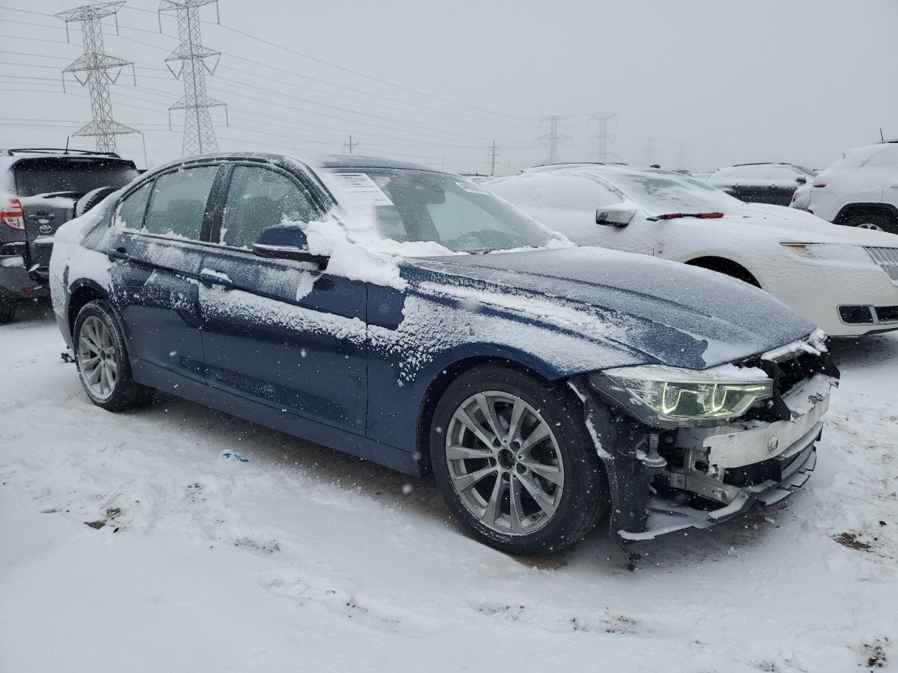 2018 BMW 3er VIN WBA8A3C52JA505698 Copart auction photo, front end / undercarriage damage thumbnail 4
