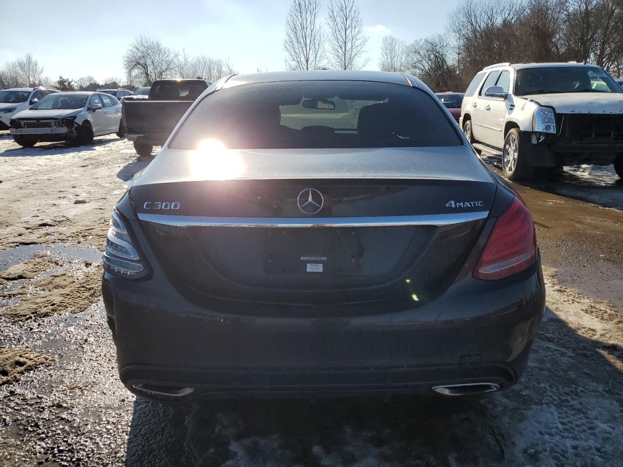 2016 Mercedes-Benz C-klasse VIN 55SWF4KB2GU139331 Copart auction photo, front end / rear end damage thumbnail 6