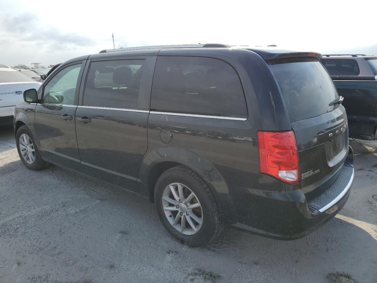2020 Dodge Caravan VIN 2C4RDGCG7LR194470 Copart auction photo, water/flood damage thumbnail 2