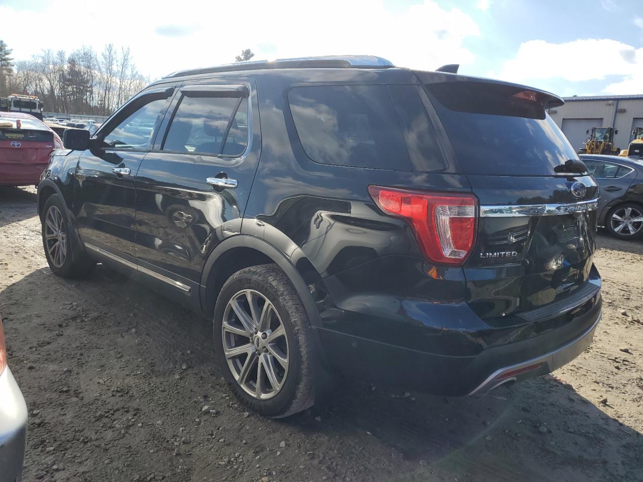 2016 Ford Explorer VIN 1FM5K8F8XGGB19506 Copart auction photo, front end damage thumbnail 2