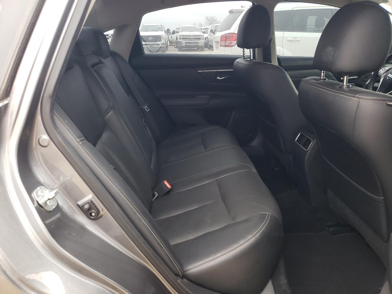 2017 Nissan Altima VIN 1N4AL3AP6HC233695 Copart auction photo, rear end / minor dent/scratches damage thumbnail 10