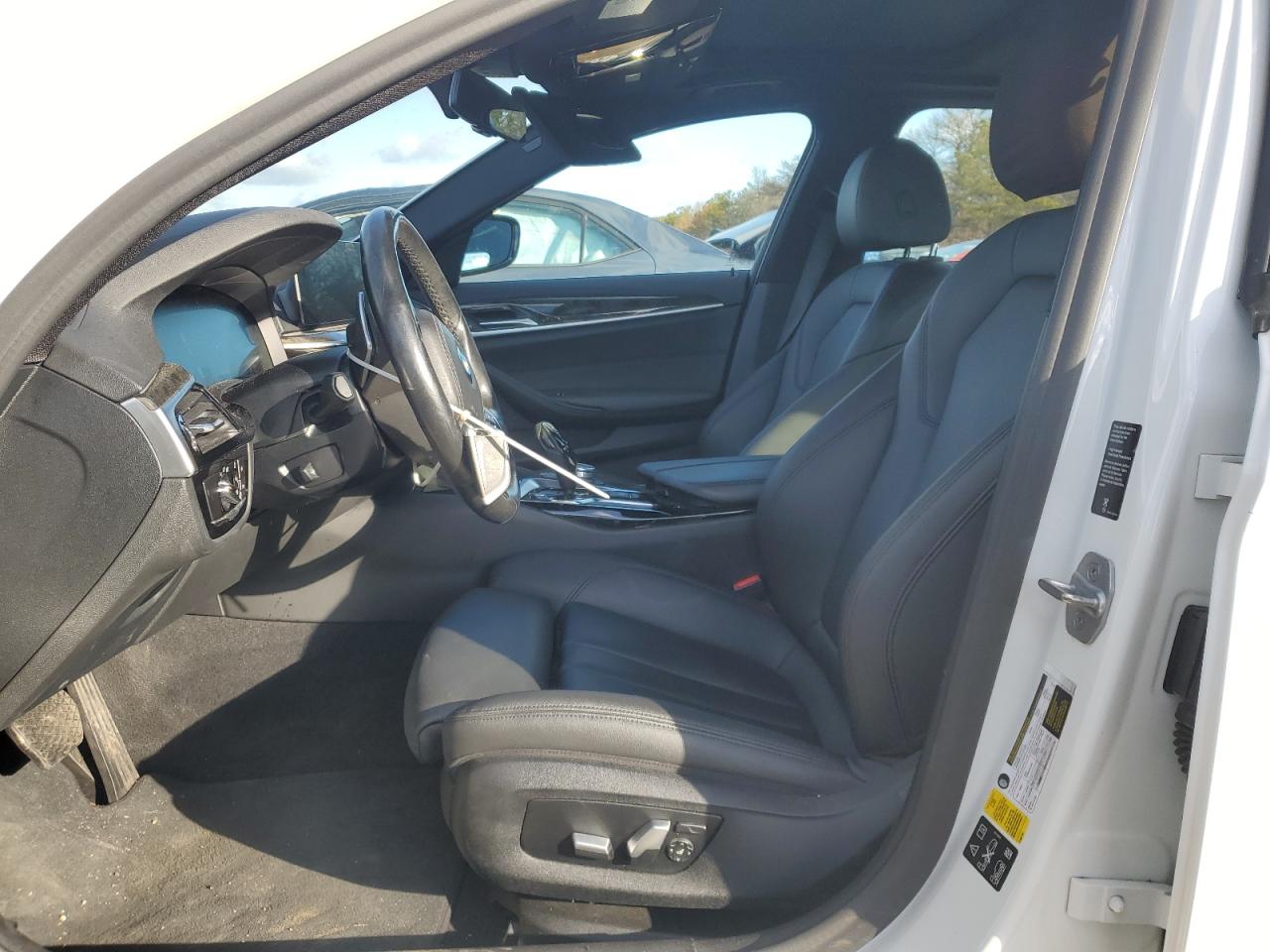 2020 BMW 5er VIN WBAJR7C09LCE07428 Copart auction photo, front end / minor dent/scratches damage thumbnail 7