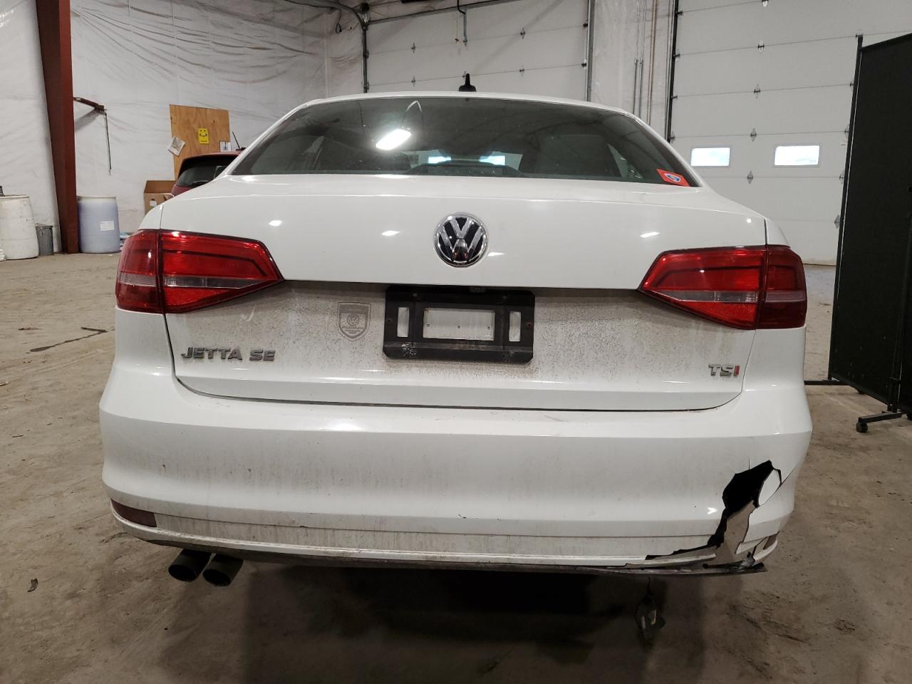 2015 Volkswagen Jetta VIN 3VWD17AJ7FM412336 Copart auction photo, front end / all over damage thumbnail 6