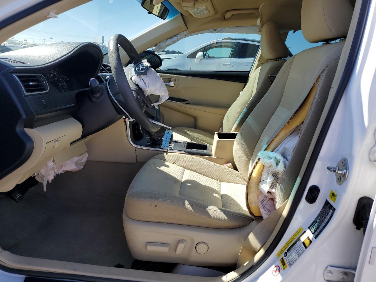 2015 Toyota Camry VIN 4T4BF1FK0FR472787 Copart auction photo, front end / minor dent/scratches damage thumbnail 7
