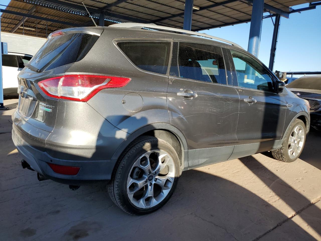 2013 Ford Escape VIN 1FMCU0J96DUB55743 Copart auction photo, front end damage thumbnail 3