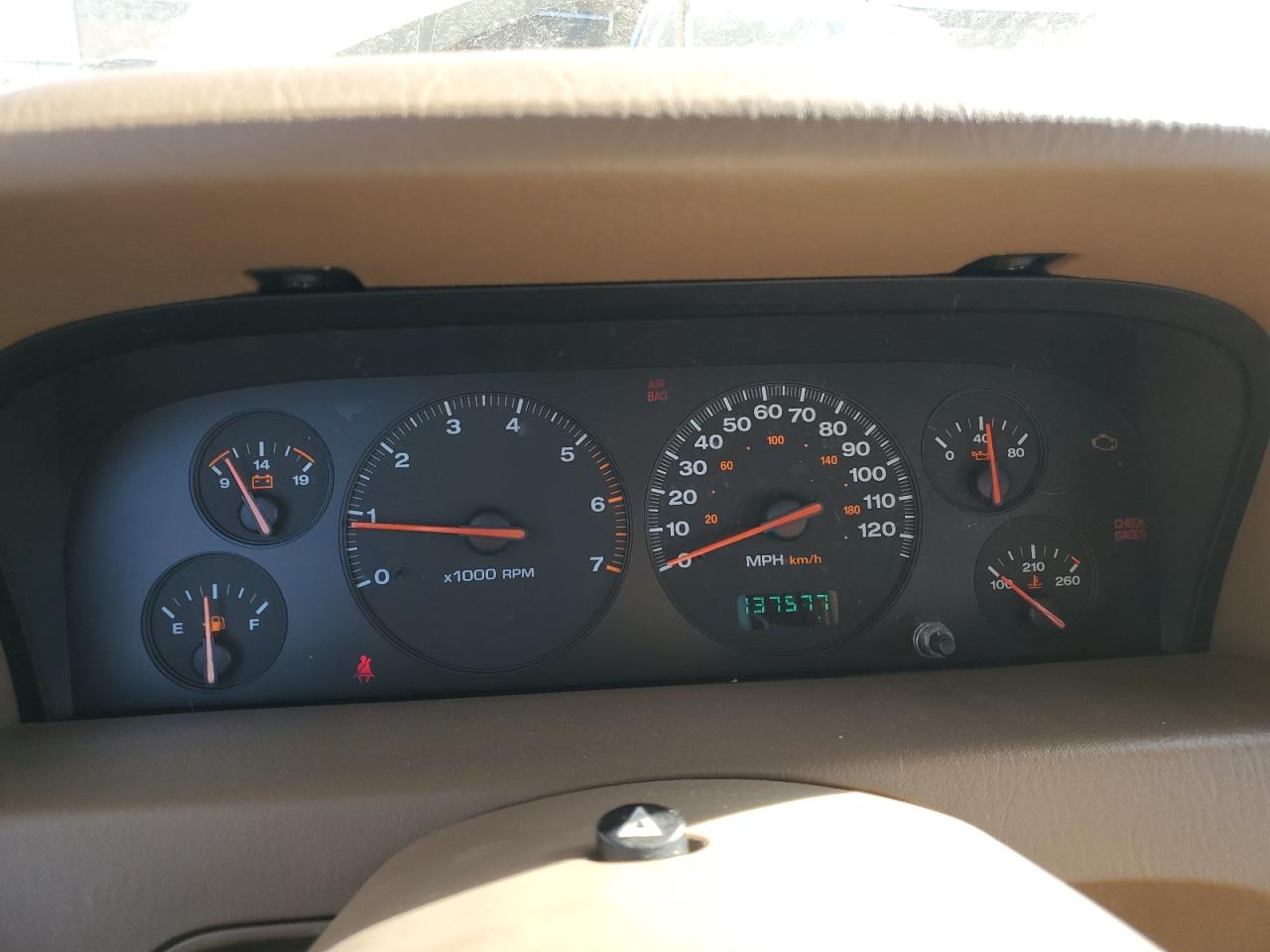 2000 Jeep Grand Cherokee VIN 1J4GW58N6YC102613 Copart auction photo, front end damage thumbnail 9