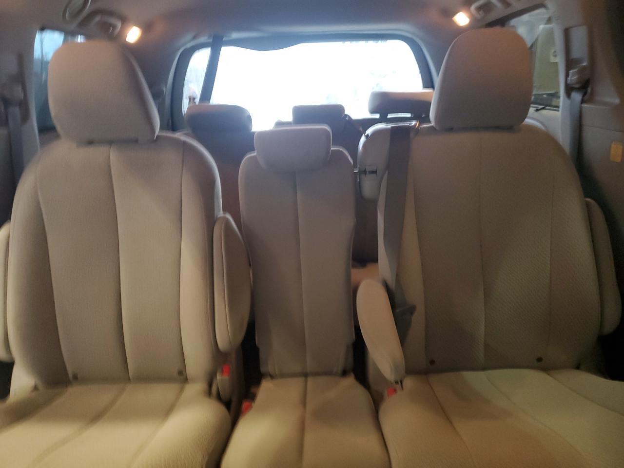 2012 Toyota Sienna VIN 5TDKK3DC8CS233182 Copart auction photo, front end damage thumbnail 10