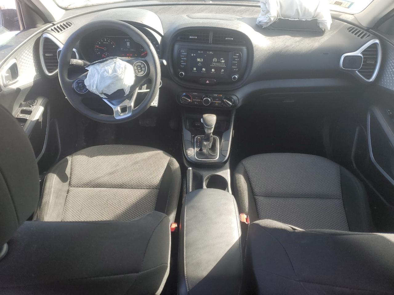 2020 KIA Soul VIN KNDJ23AU3L7727727 Copart auction photo, front end / mechanical damage thumbnail 8