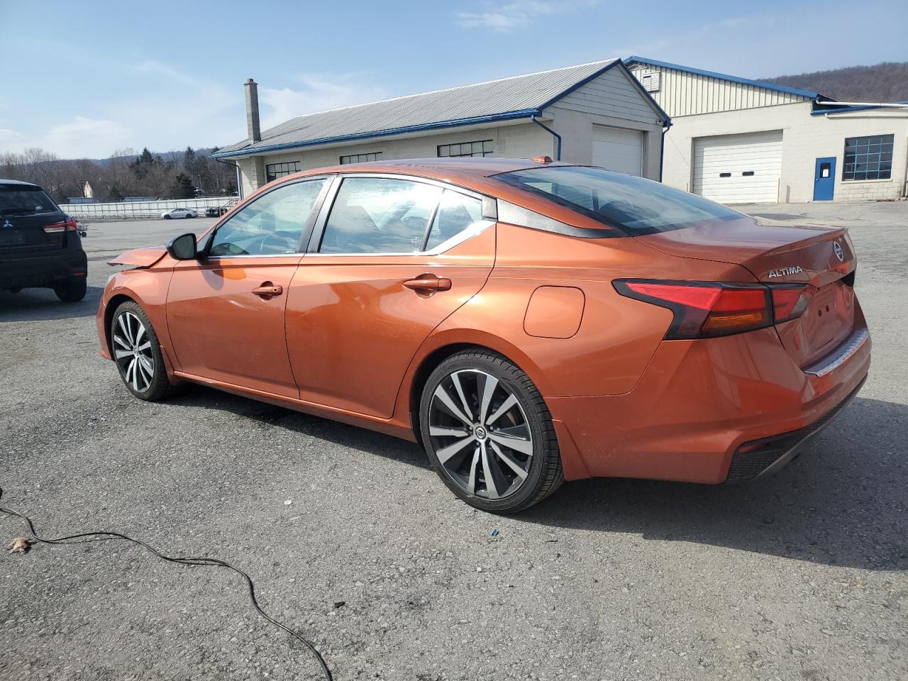 2020 Nissan Altima VIN 1N4BL4CV4LC198153 Copart auction photo, front end damage thumbnail 2