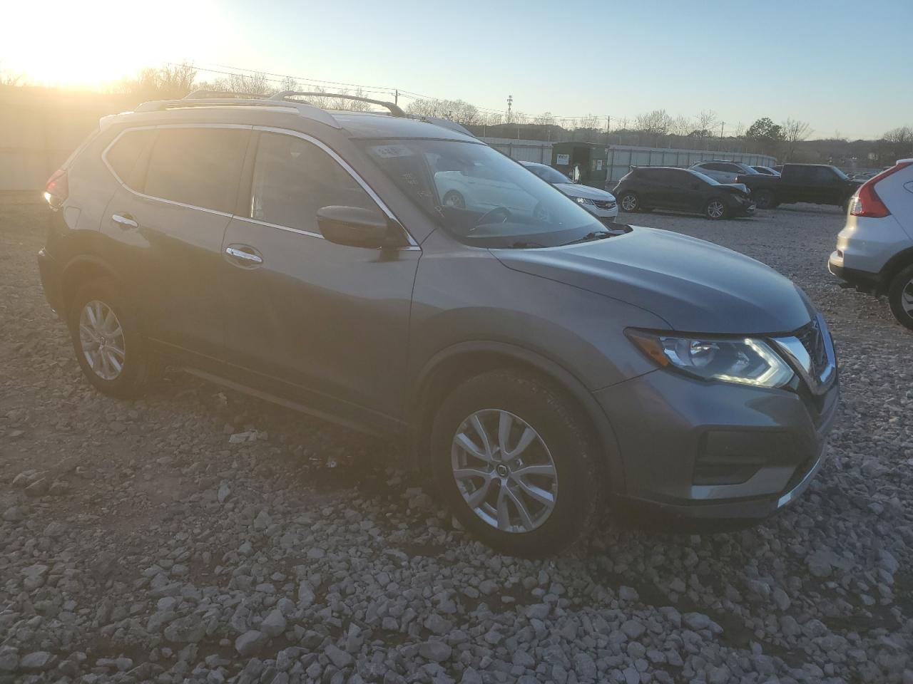 2020 Nissan Rogue VIN KNMAT2MV7LP526134 Copart auction photo, front end damage thumbnail 4