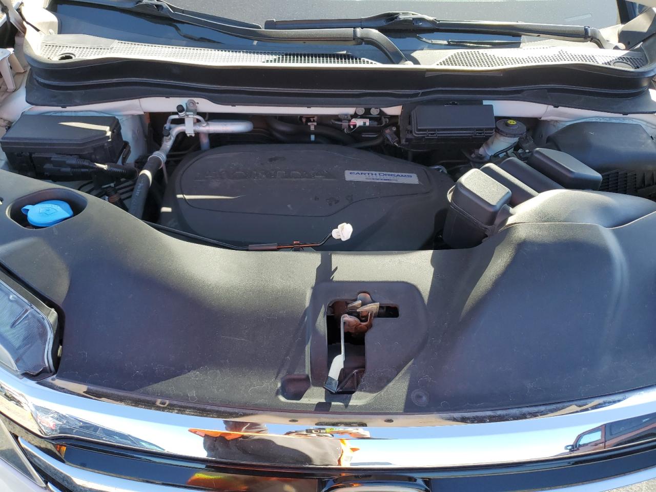2016 Honda Pilot VIN 5FNYF6H97GB040191 Copart auction photo, side damage thumbnail 12