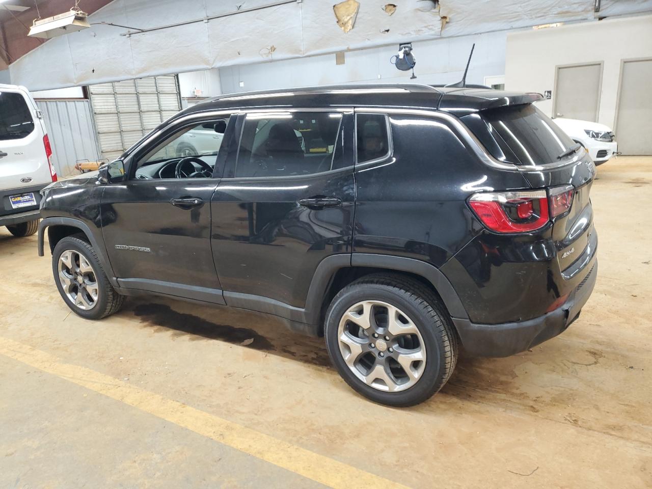 2018 Jeep Compass VIN 3C4NJDCB9JT131813 Copart auction photo, front end damage thumbnail 2