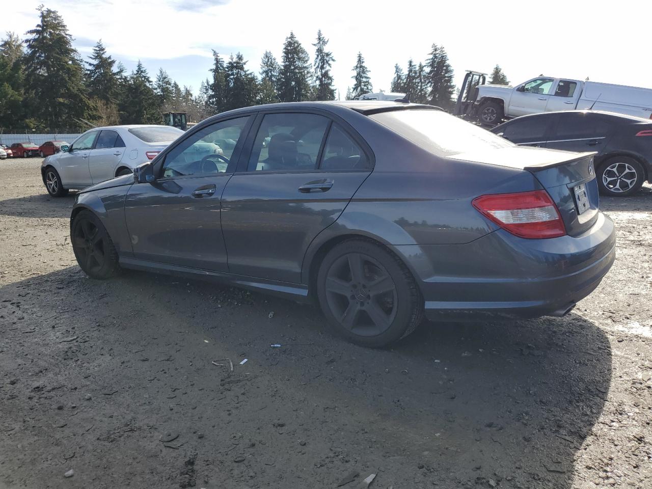 2011 Mercedes-Benz C-klasse VIN WDDGF8BB7BF539876 Copart auction photo, front end damage thumbnail 2
