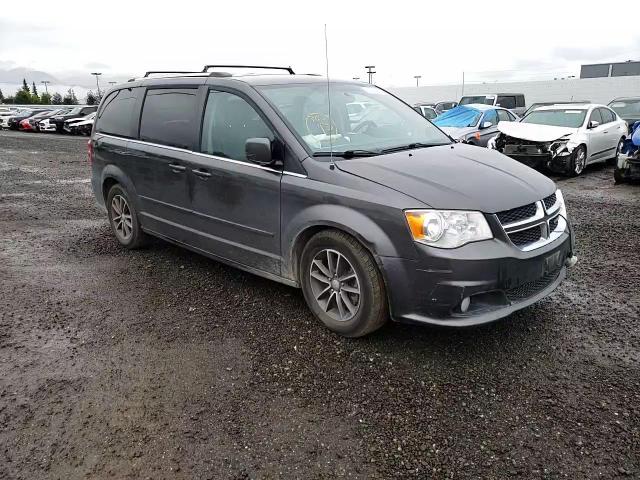 2017 Dodge Caravan VIN 2C4RDGCG0HR697359 Copart auction photo, front end / side damage thumbnail 12