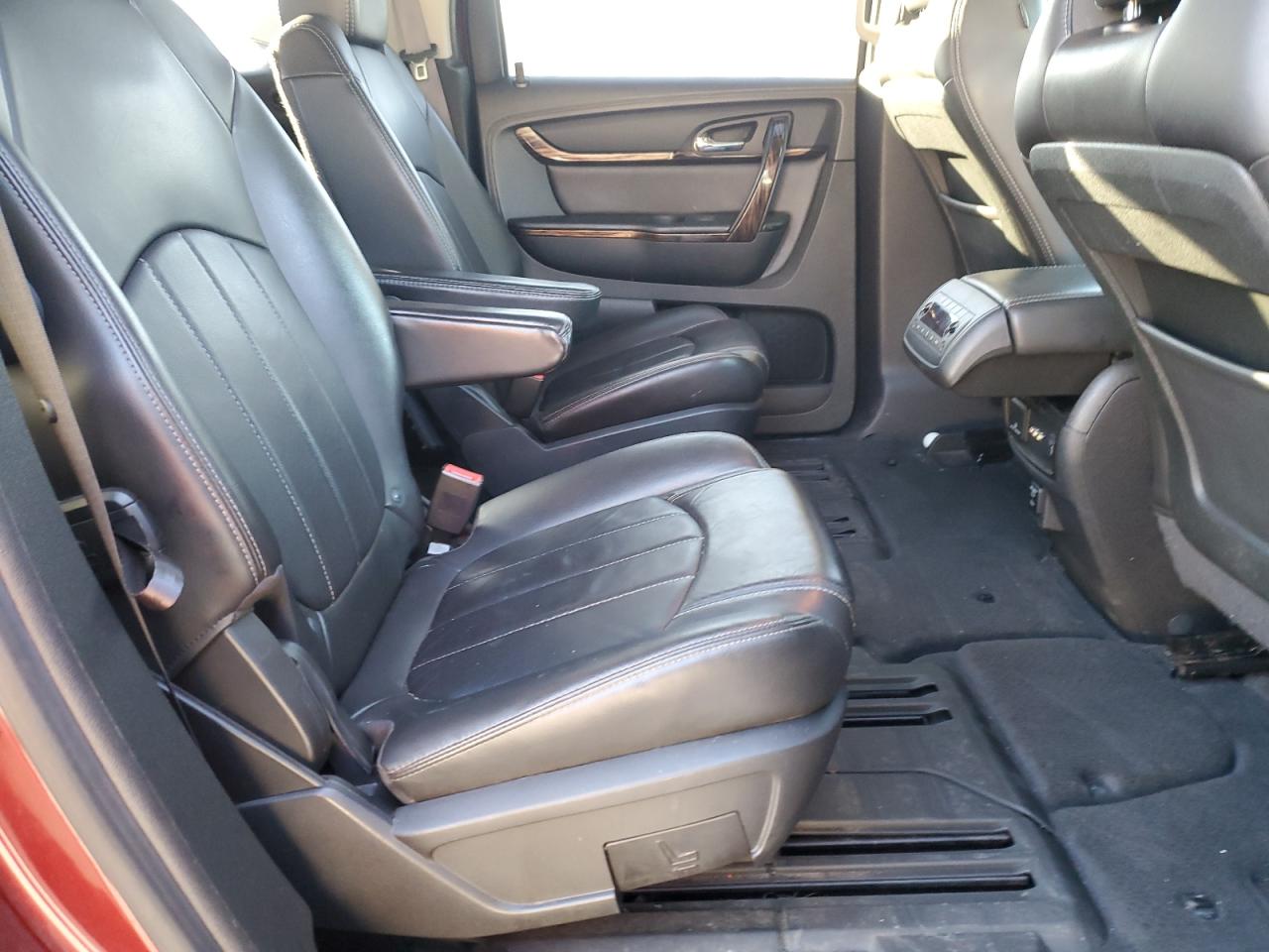 2015 GMC Acadia VIN 1GKKVTKD2FJ183131 Copart auction photo, front end damage thumbnail 11