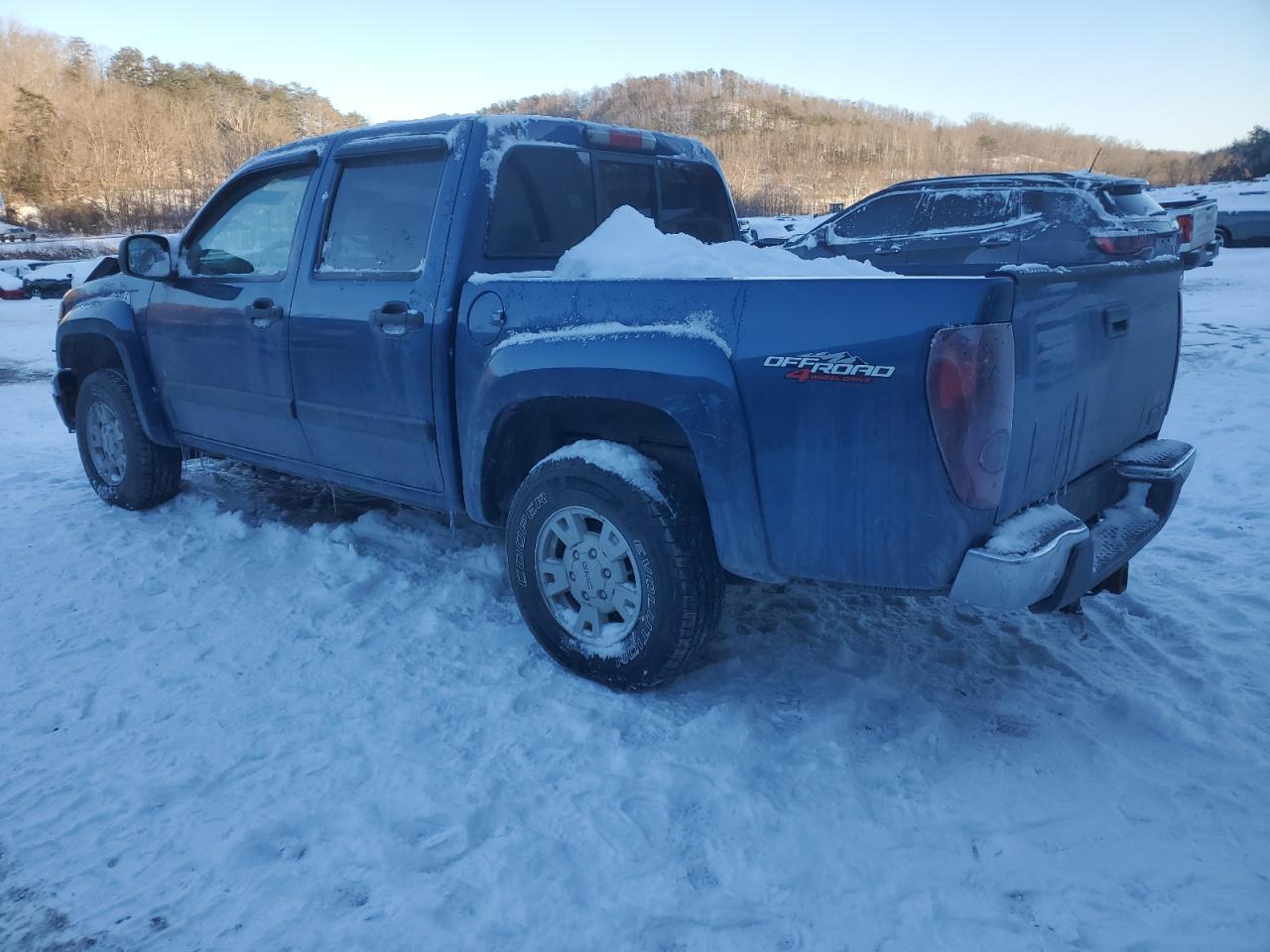 2006 GMC Canyon VIN 1GTDT136968131985 Copart auction photo, front end damage thumbnail 2