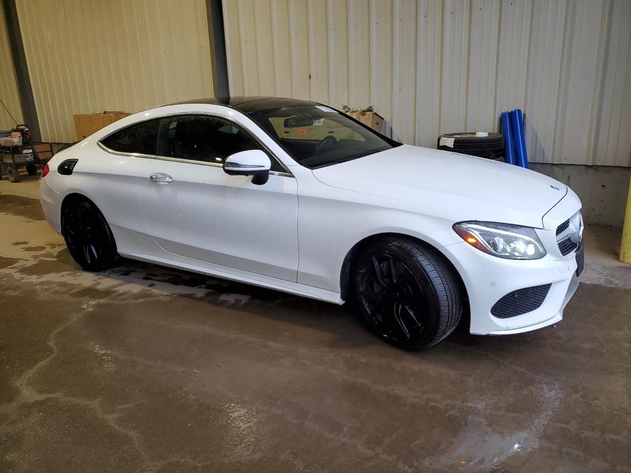2017 Mercedes-Benz C-klasse VIN WDDWJ4KB2HF419480 Copart auction photo, hail / minor dent/scratches damage thumbnail 4
